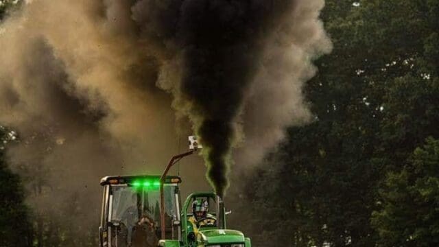 JeffCoFair tractor pull smoke Lasher