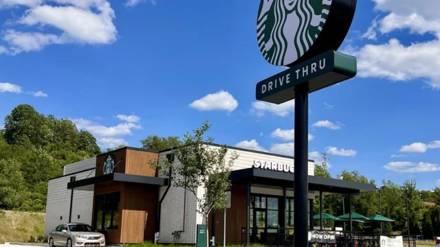 Starbucks ext